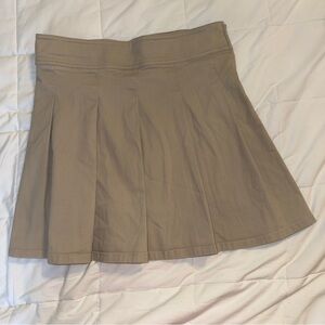 Under Armour juniors girls khaki pleated skort Size 14